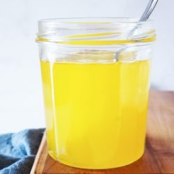 Domače prečiščeno maslo ghee