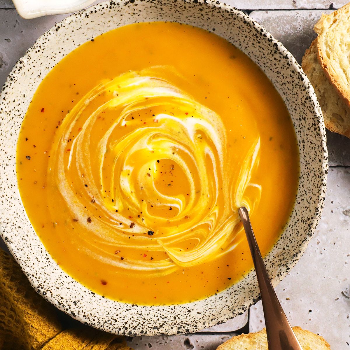 Najboljša kremna bučna juha