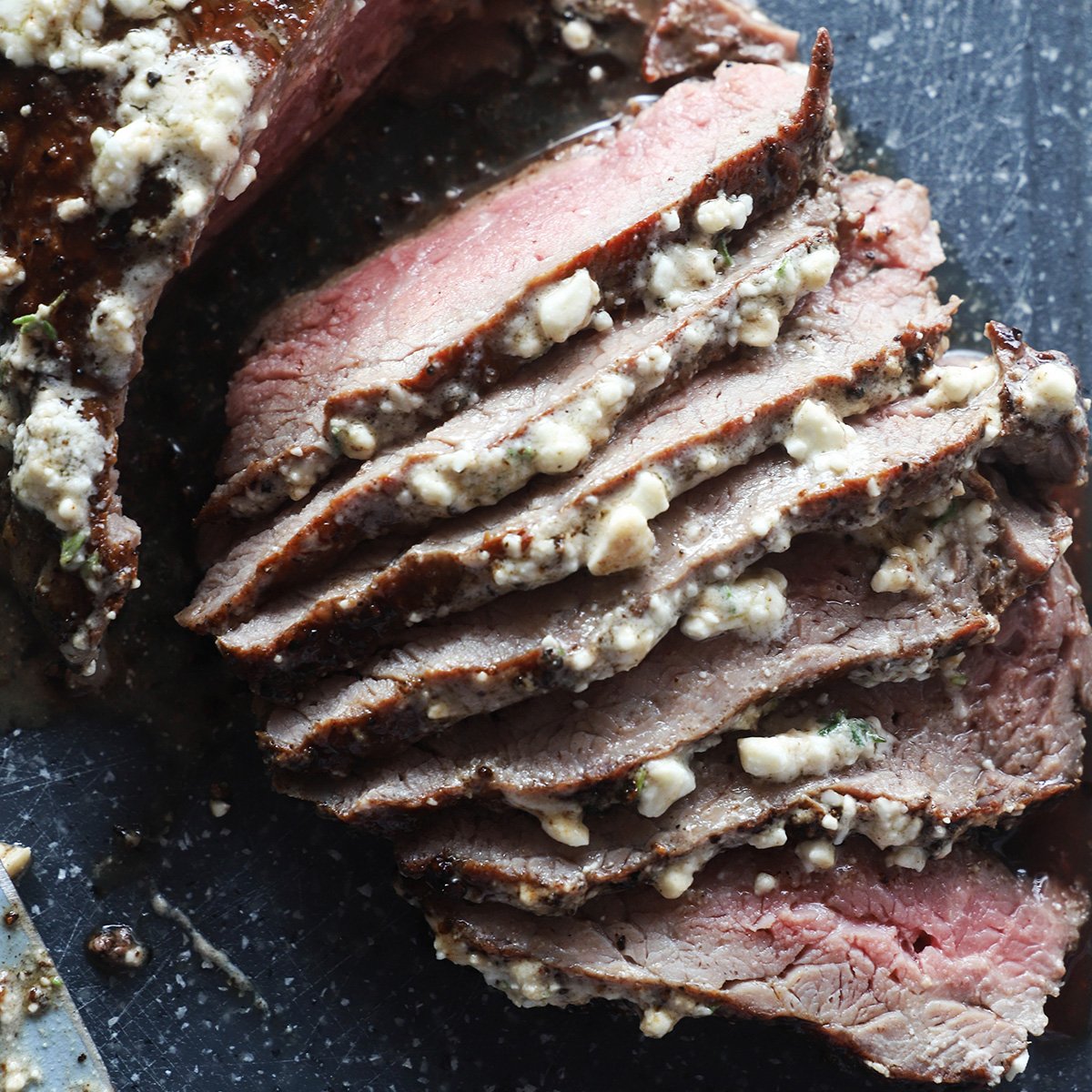 Popolno pečen steak s feto